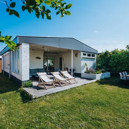 Alexanderpark: Beachside Retreat With Garden Terrace * Ouddorp