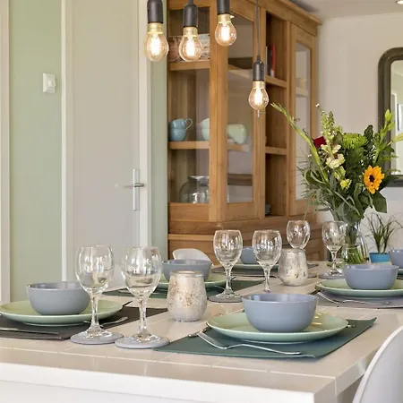 Holiday home Alexanderpark: Beachside Retreat With Garden Terrace *