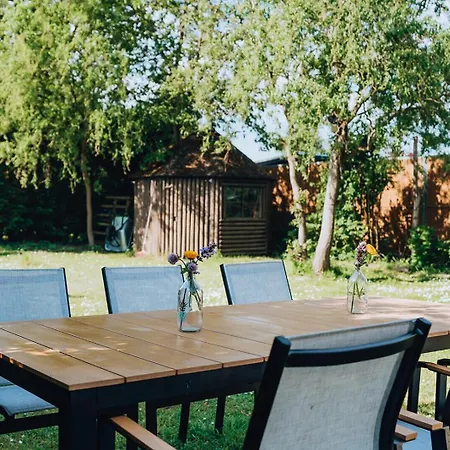 Alexanderpark: Beachside Retreat With Garden Terrace Holiday home